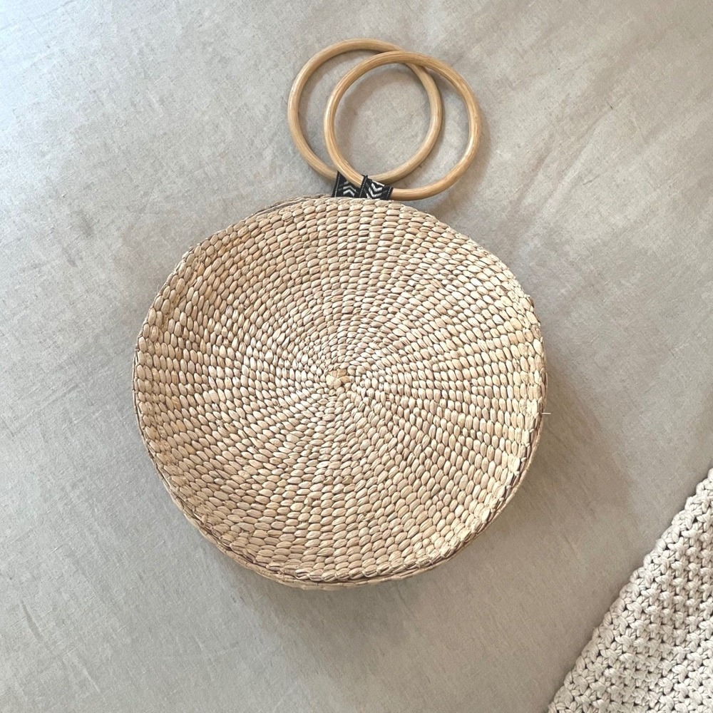 Handwoven Straw Lined Tote Bag‎ NWOT